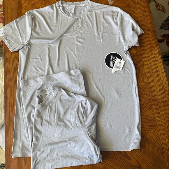 Real Tree Gray Men's Shirt, 2 Set - Picture 4 of 7